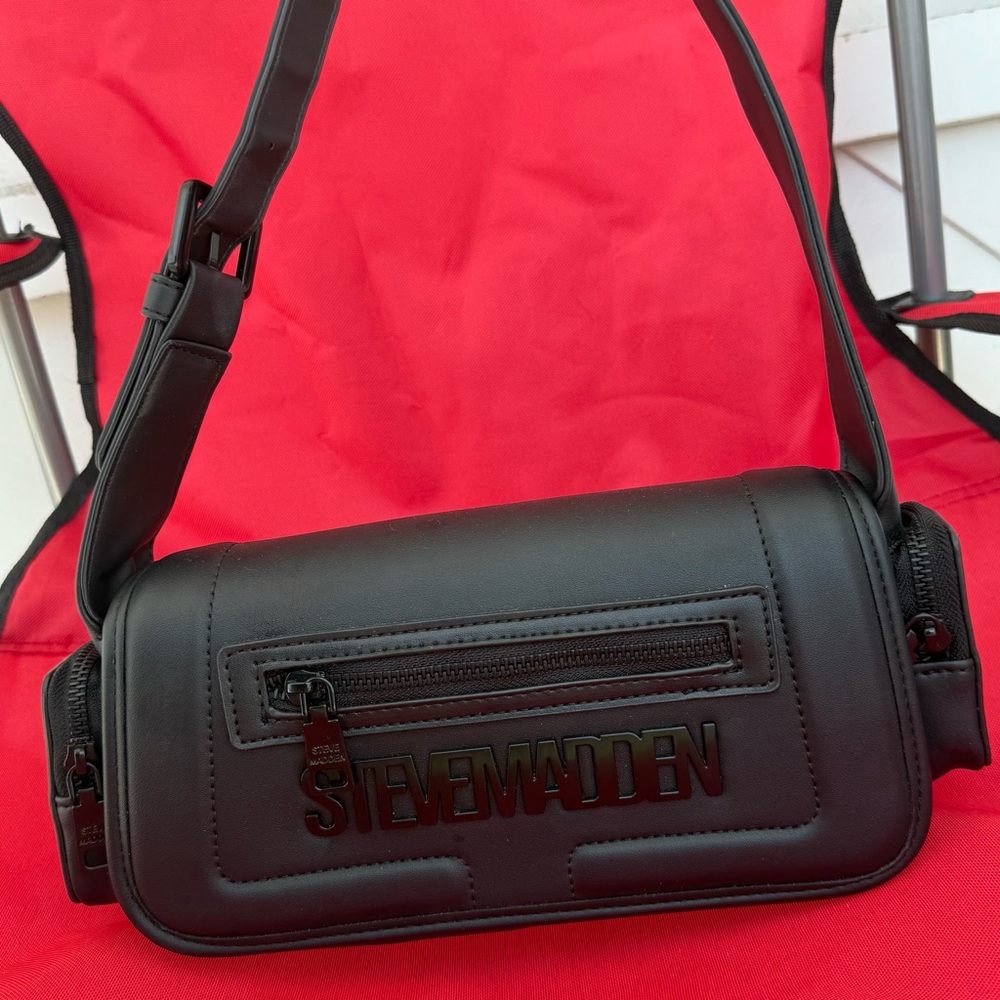 Steve Madden Black Belt Bag Minimalist Design